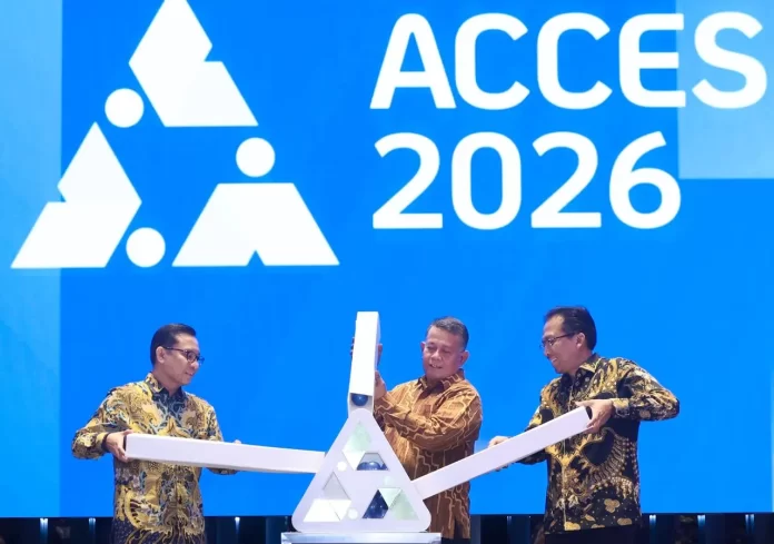Wakil Menteri UMKM, Helvi Moraza (Tengah) pada peluncuran program Accelerating Capital Resources for Medium Enterprises (ACCES) di Jakarta, baru-baru ini. Foto: Kementerian UMKM.