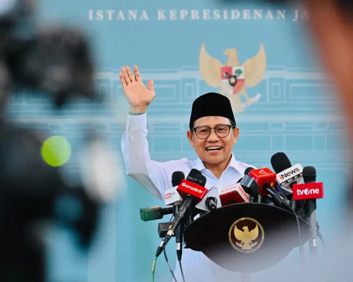 Menko Pemberdayaan Masyarakat, Muhaimin Iskandar menyampaikan keterangan pers seusai rapat dengan Presiden Prabowo Subianto di kompleks Istana Kepresidenan, Jakarta, Selasa (12/5/2026). Foto: BPMI Setpres/Laily Rachev.