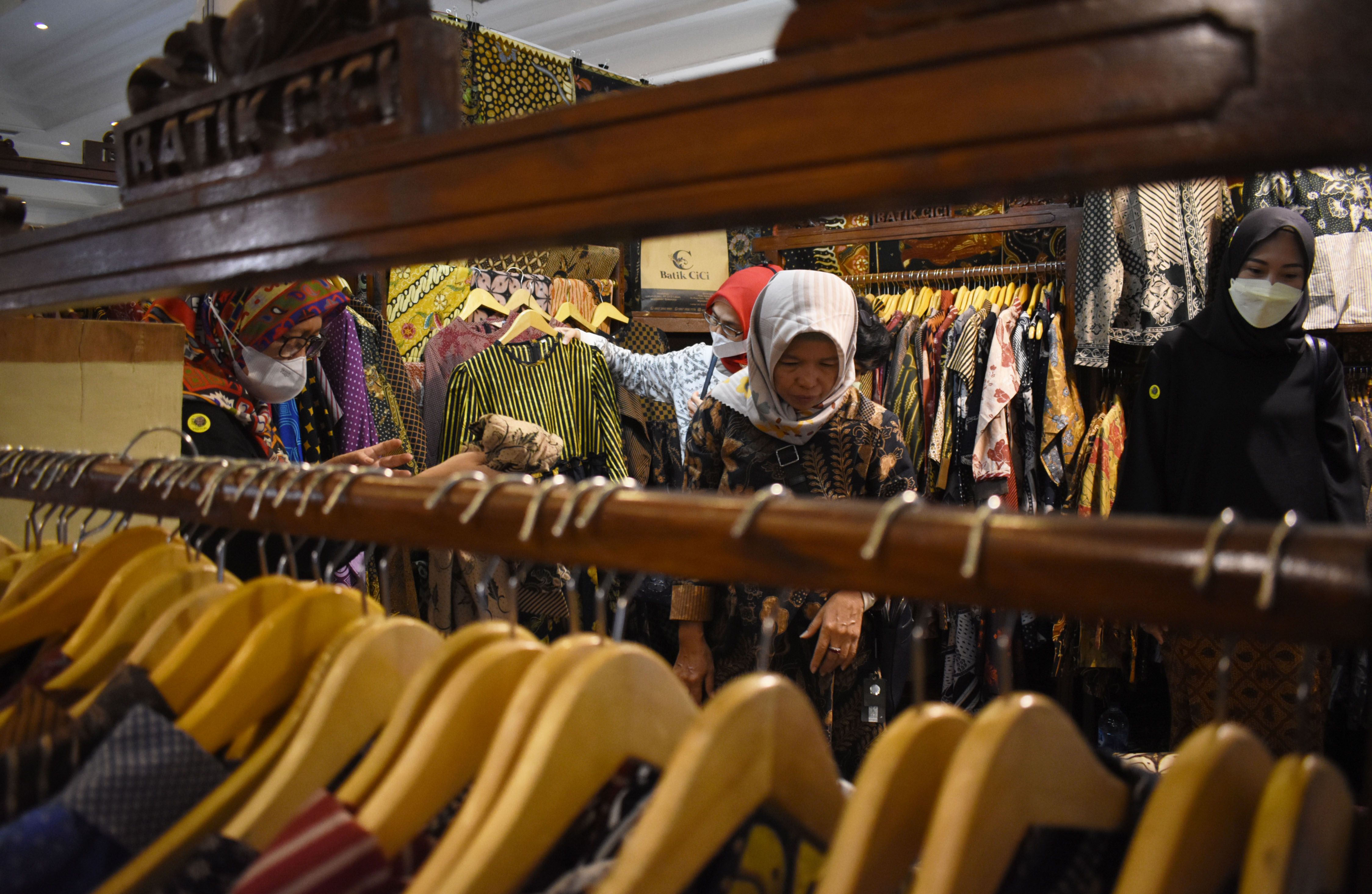 Sebuah gerai batik UMKM. Foto: Ist.