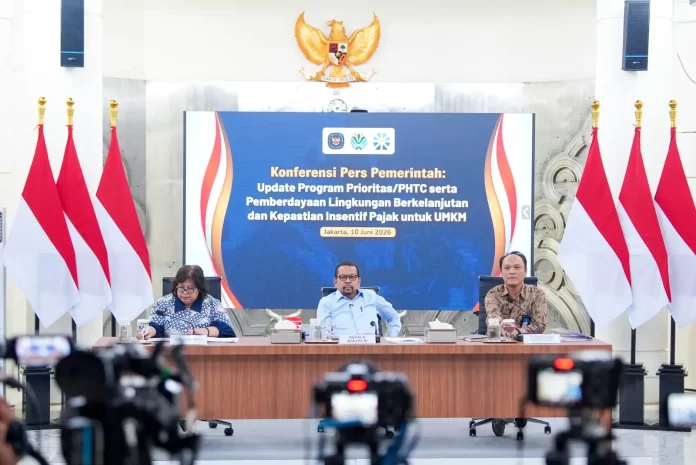 Konferensi pers tarif Pajak Penghasilan (PPh) final bagi usaha mikro, kecil, dan menengah (UMKM) di Badan Komunikasi Pemerintah (Bakom) RI di Jakarta, Rabu (10/6/2026). Foto: Kementerian UMKM.