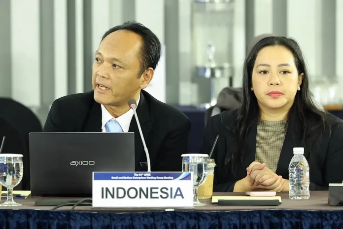 Delegasi Indonesia di forum The 61st APEC Small and Medium Enterprises Working Group Meeting (SMEWGM) di Seoul, Korea Selatan. Foto: Kementerian UMKM.