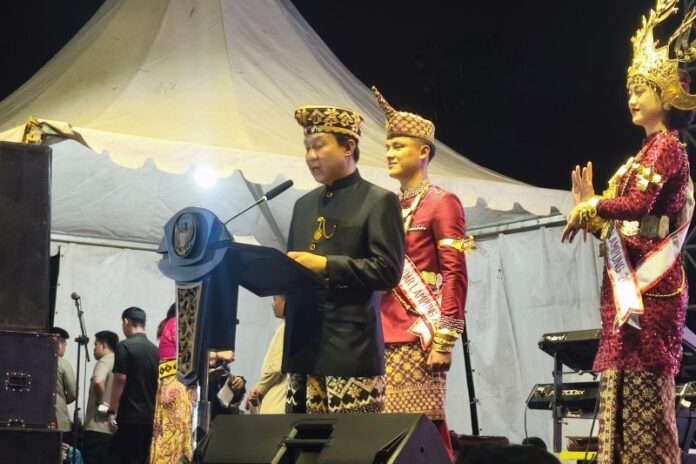 Sekretaris Daerah Provinsi Lampung, Marindo Kurniawan memberikan sambutan pada kegiatan Bandarlampung Expo. Bandarlampung, Sabtu (18/7/2026). Foto: Antara.